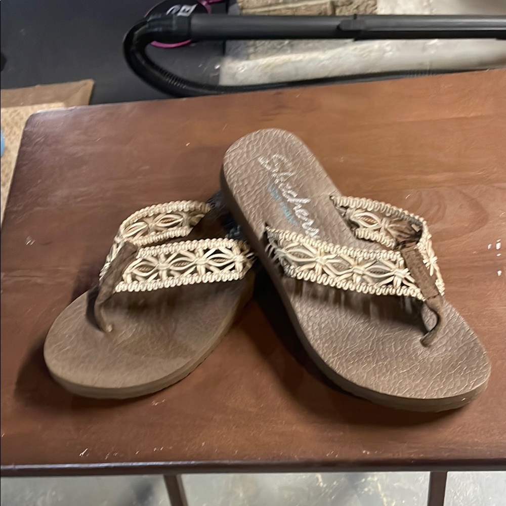 Skechers Brown and Cream Sandals for Effortless Style